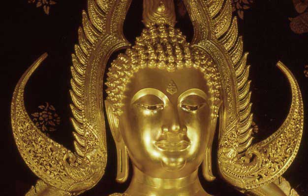 Praputtachinarat Buddha image